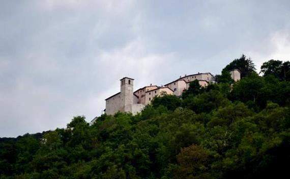 Appartamento Castello Di Cammoro Sellano Luaran gambar